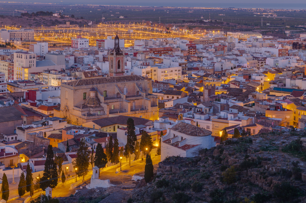Vista de Sagunto al Anochecer